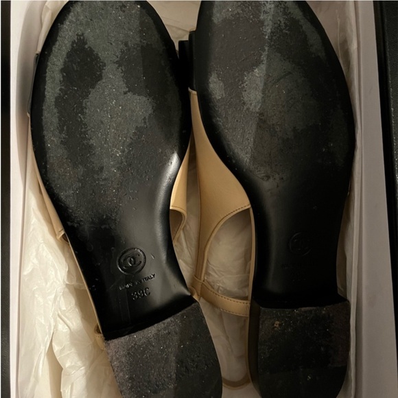 Chanel 100% Authentic peep toe sling back bow flats in original box - Picture 8 of 10